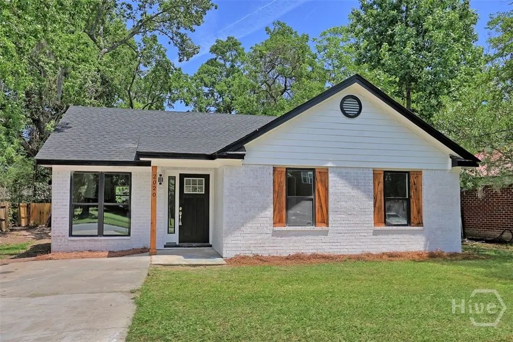 2020 Cowan Avenue, Savannah