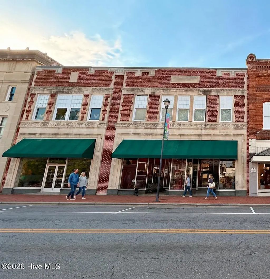 3764 S Main Street, Farmville