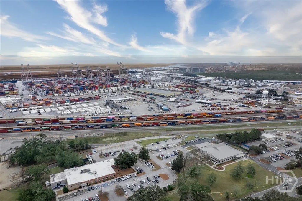 55 Main Street 1, 2, 3, 4, 5, 6, Garden City