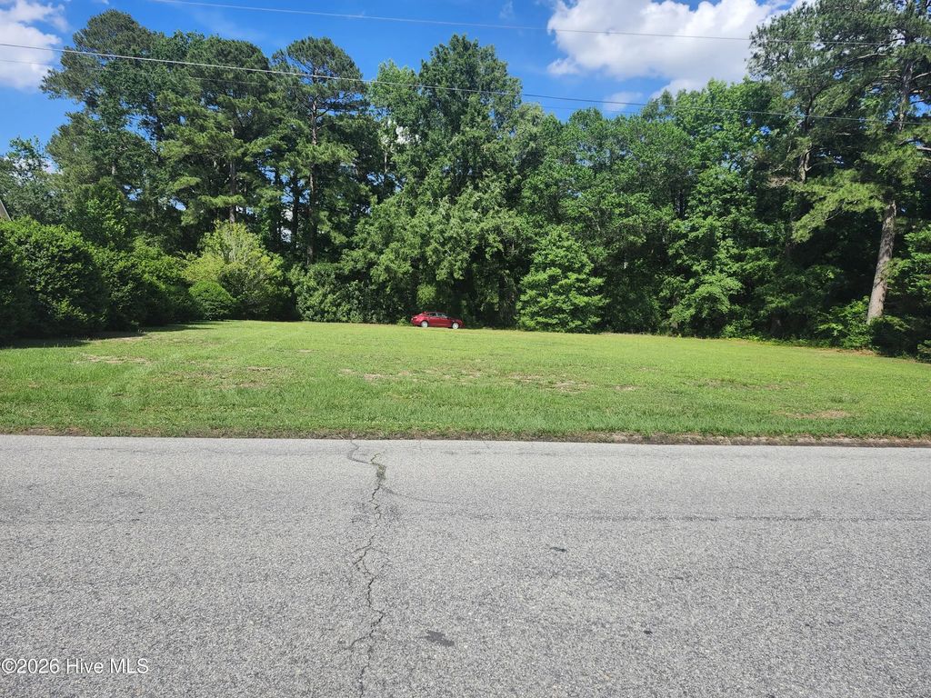 102 Forest Drive, Clinton