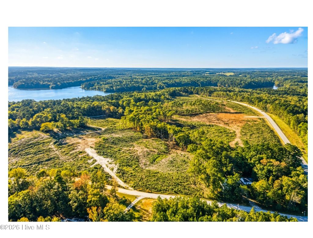 1369 Lakeshore Estates Drive, Lincolnton
