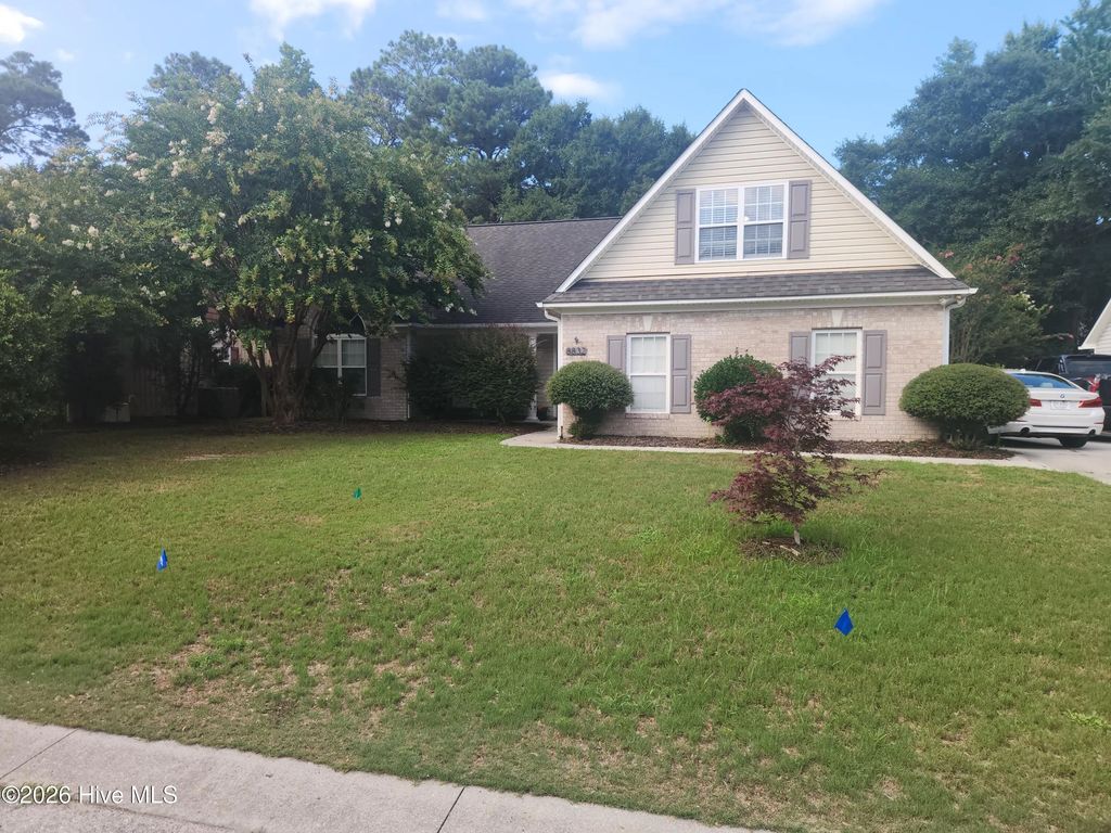 8832 Plantation Landing Drive, Wilmington