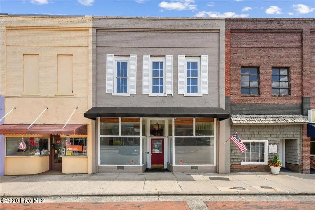 114 N Center Street, Mount Olive