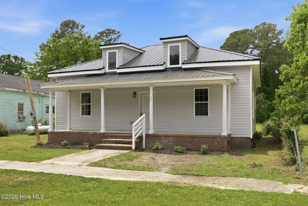 3775 James Street, Bethel