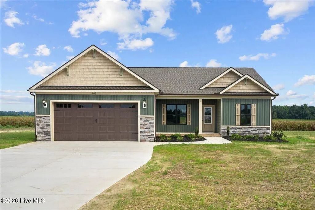 100 James Price Road, Seven Springs
