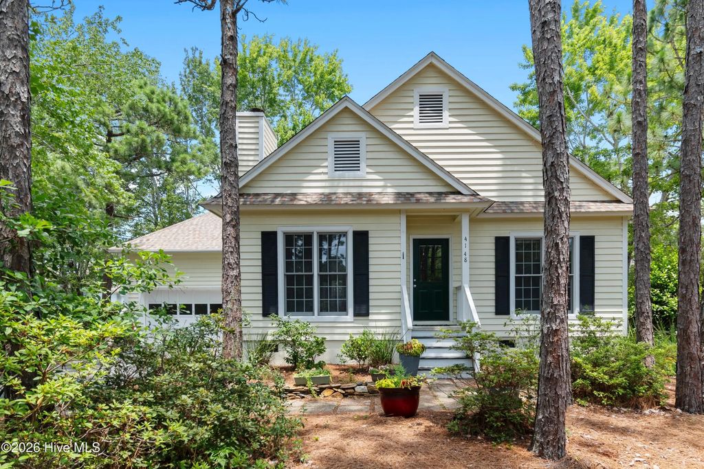 4148 Carlyle Place Se, Southport