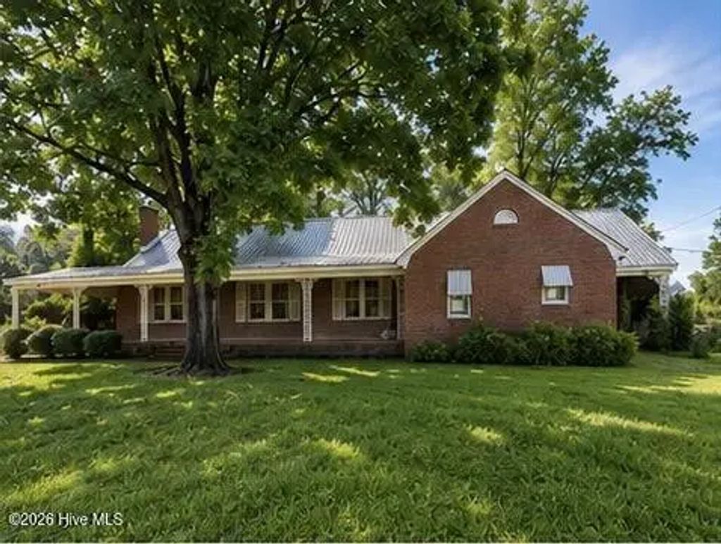 1201 W Main Street, Williamston