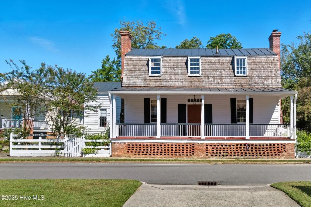 206 W Eden Street, Edenton