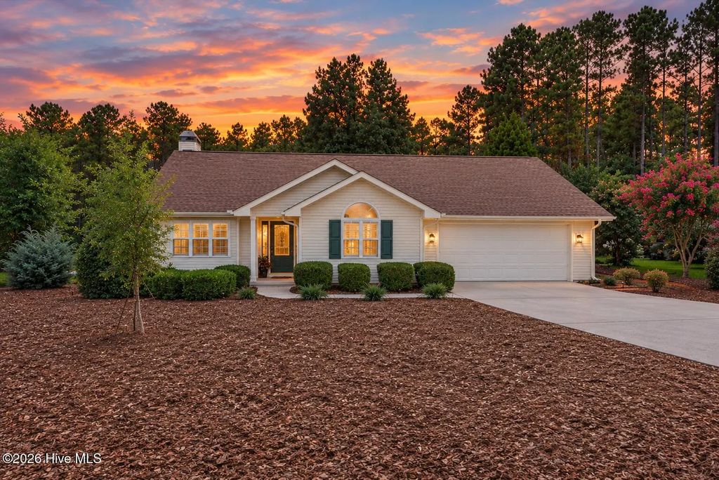 330 Mulberry Lane, McCormick