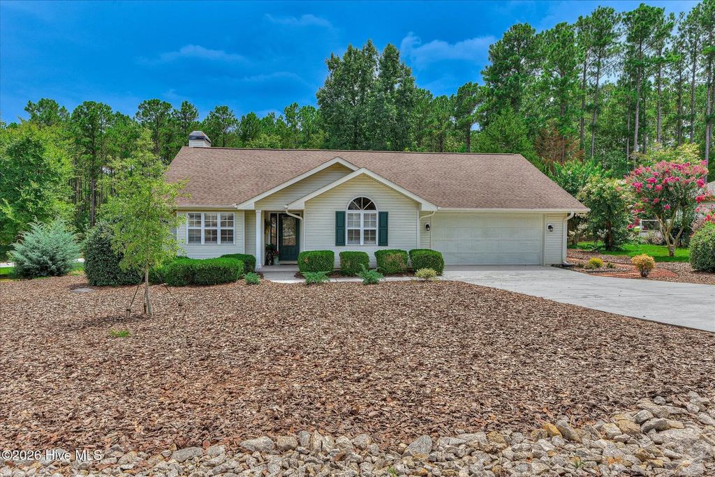 330 Mulberry Lane, McCormick