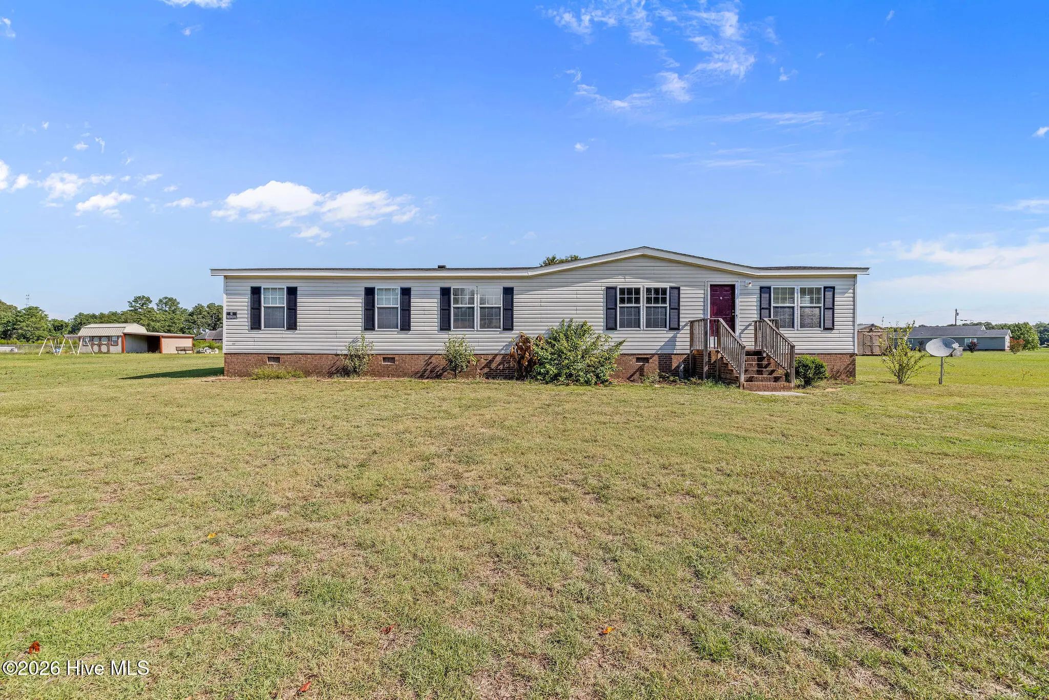5366 Sterling Drive, La Grange