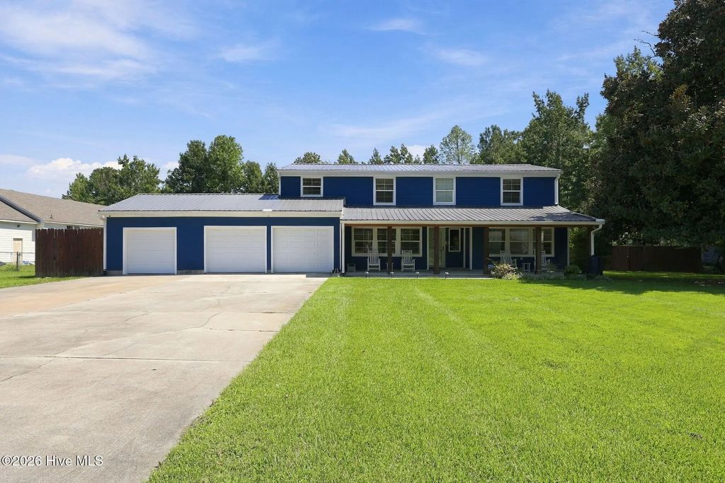218 Old Ironsides Road, Newport