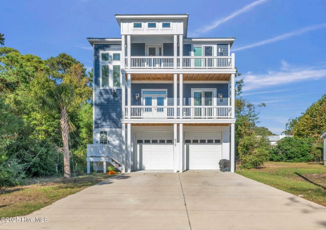 612 Birmingham Avenue, Carolina Beach