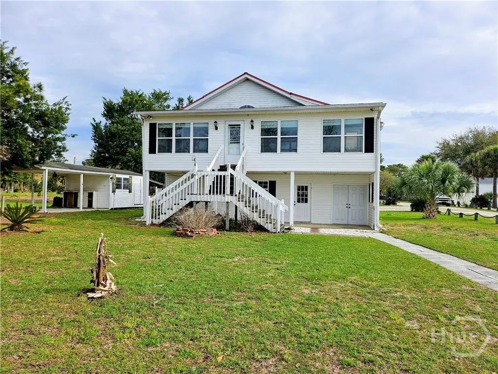 387 River Road, Midway