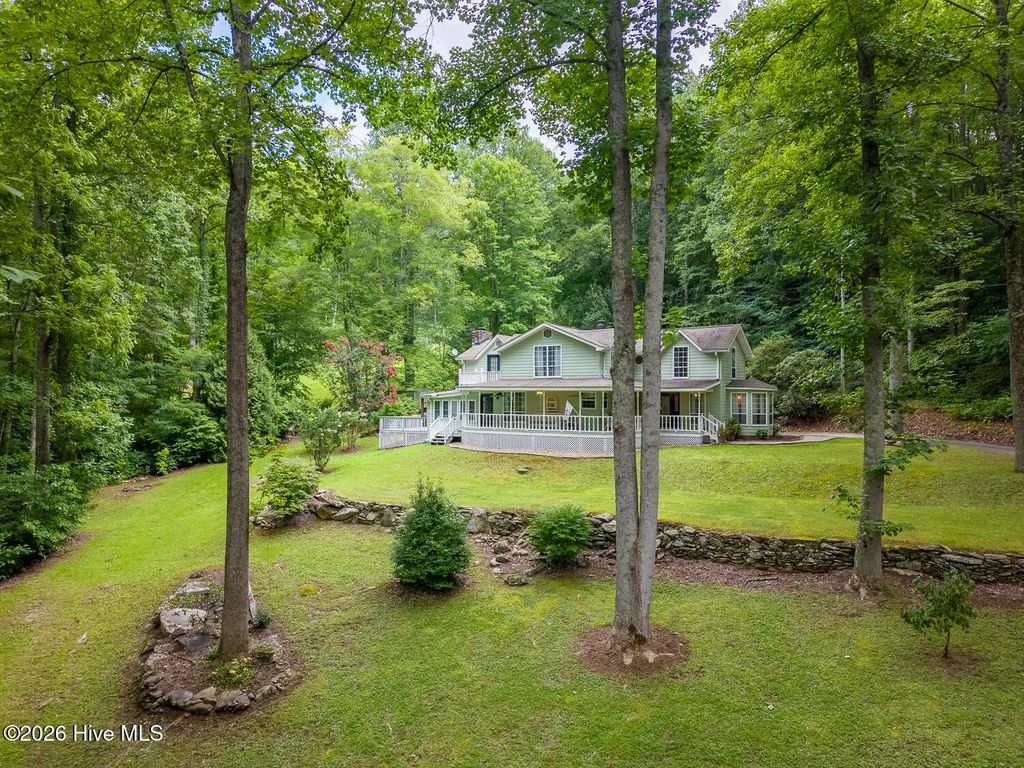 7261 Yellow Creek Road, Robbinsville