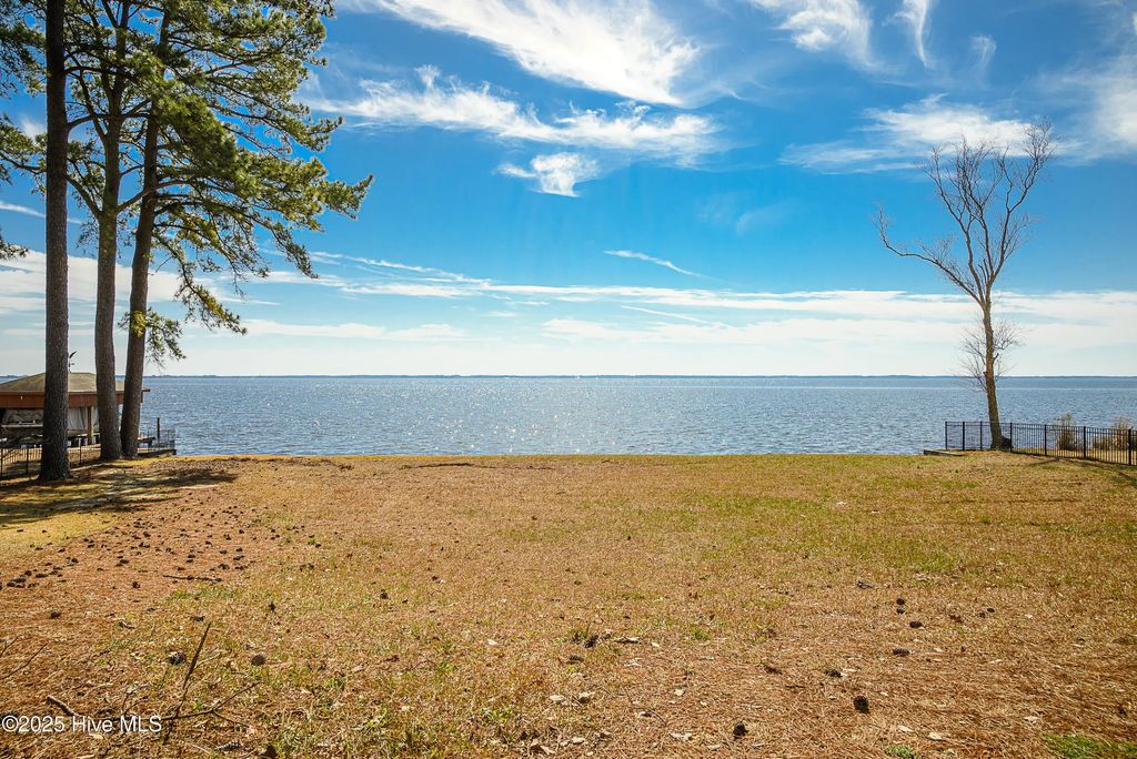 1224 Sound Shore Drive, Edenton