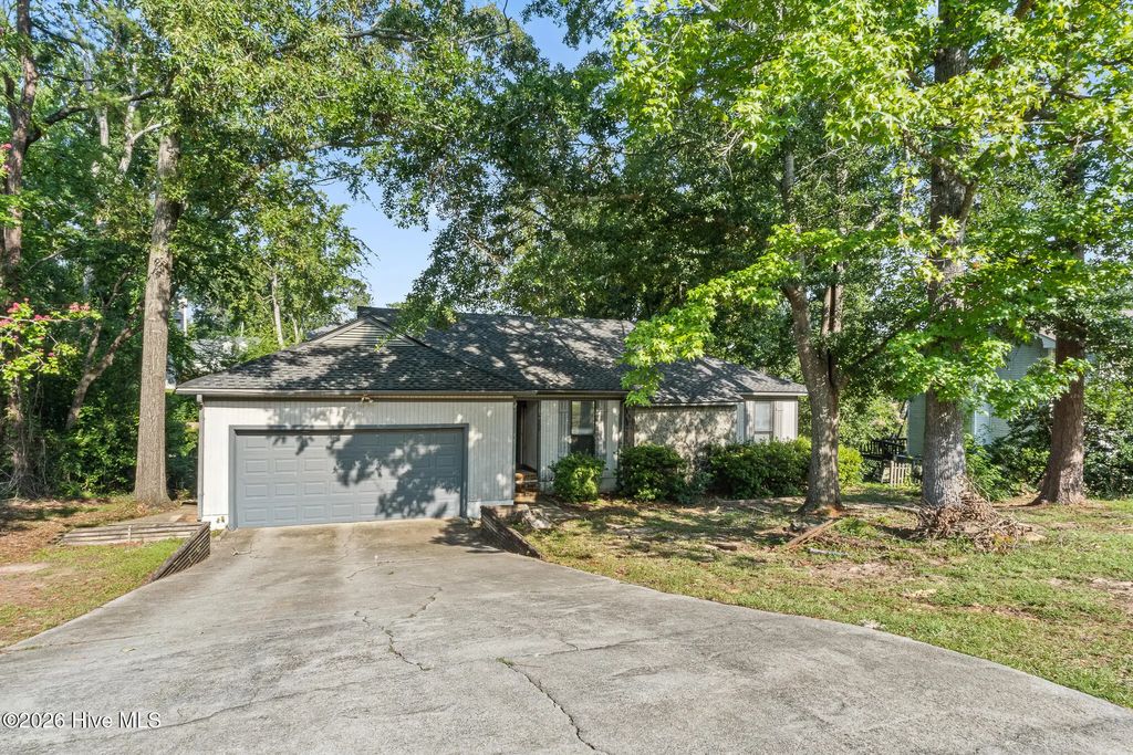4068 Oregon Trail, Martinez