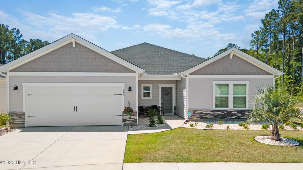 653 Nw Blackthorne Circle Nw, Calabash