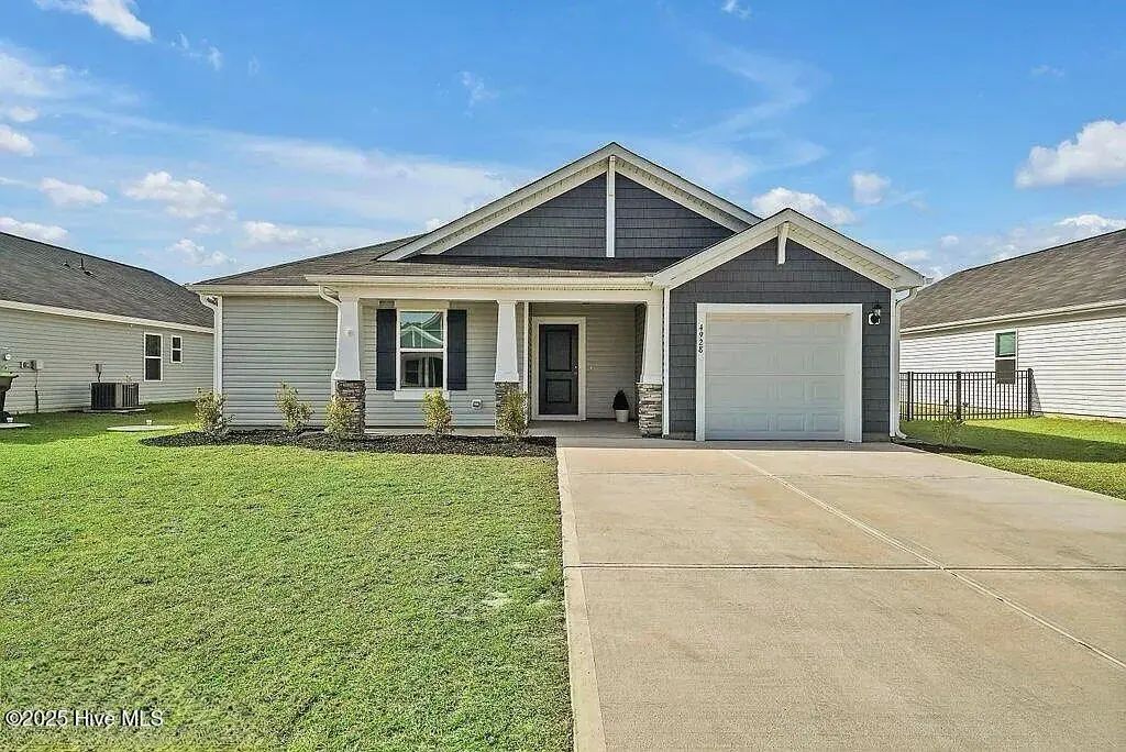 4928 Abbington Oaks Way Se, Southport