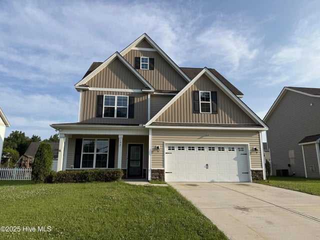 102 Periwinkle Street, Burgaw