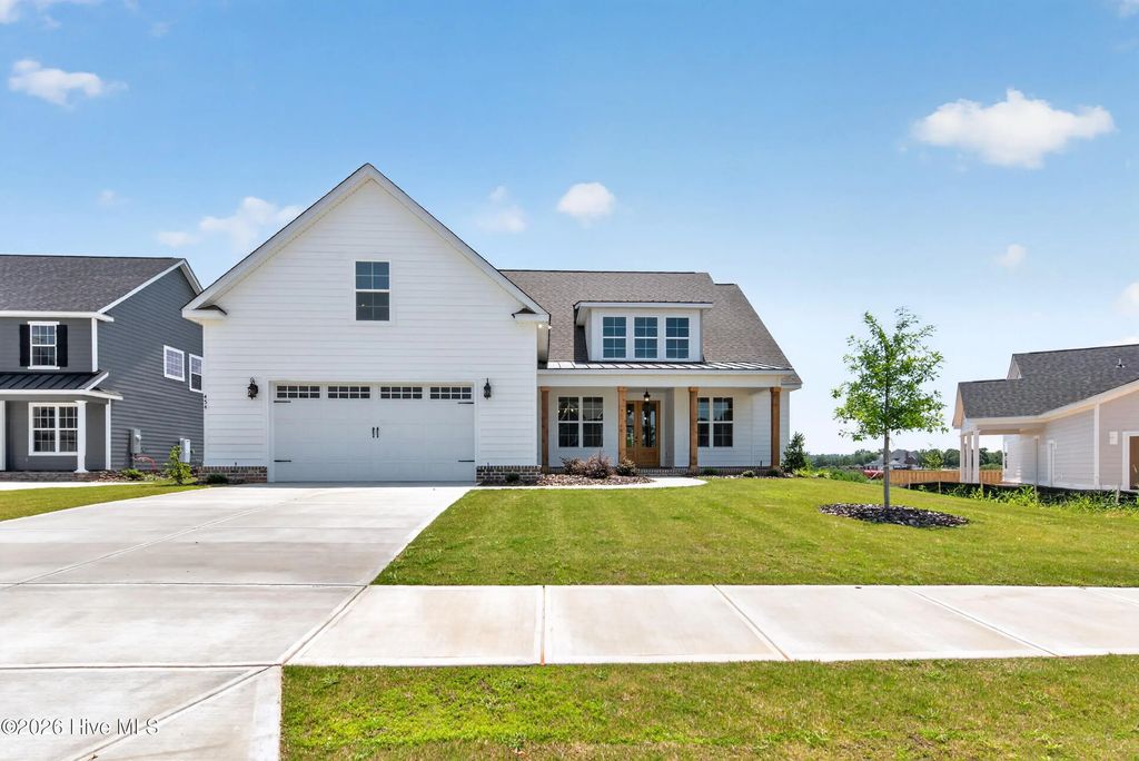 454 Woodlawn Street, Evans