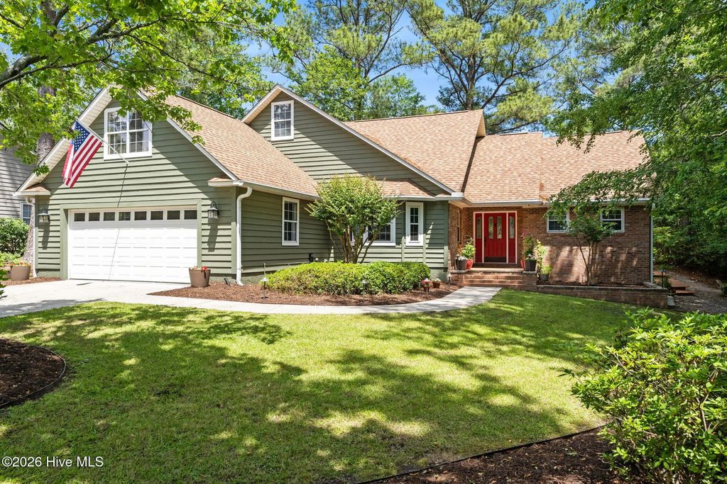 2490 Glen Drive, Little River