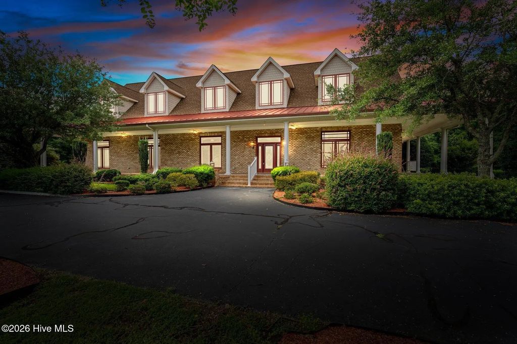 2957 N Browntown Road, Battleboro