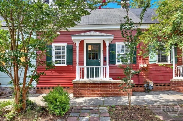 533 E Gordon Street, 