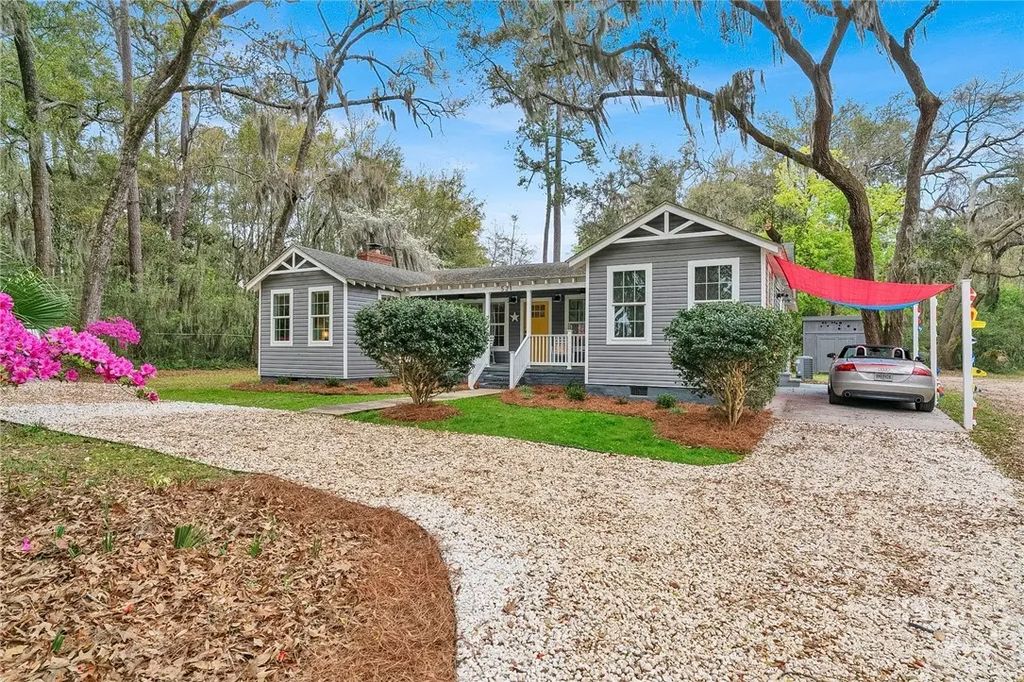 521 Rose Dhu Road, Savannah