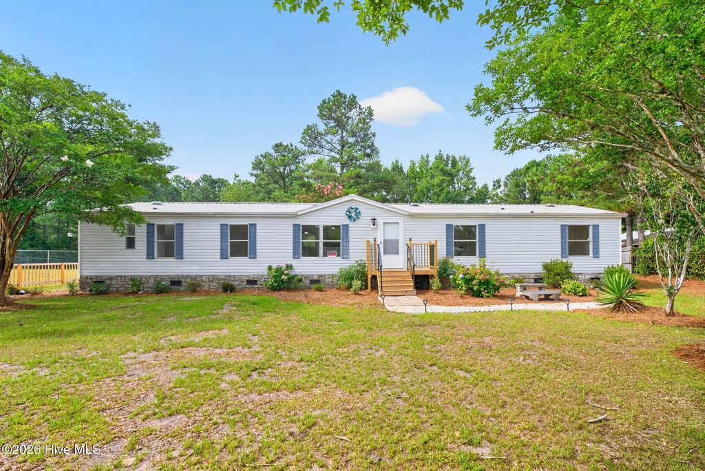 1199 Zack Street Se, Bolivia