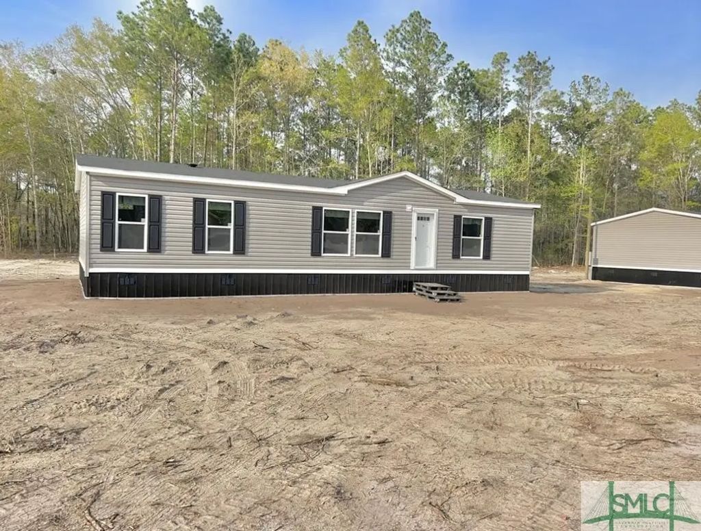 64 Hiram Ray Road, Hinesville