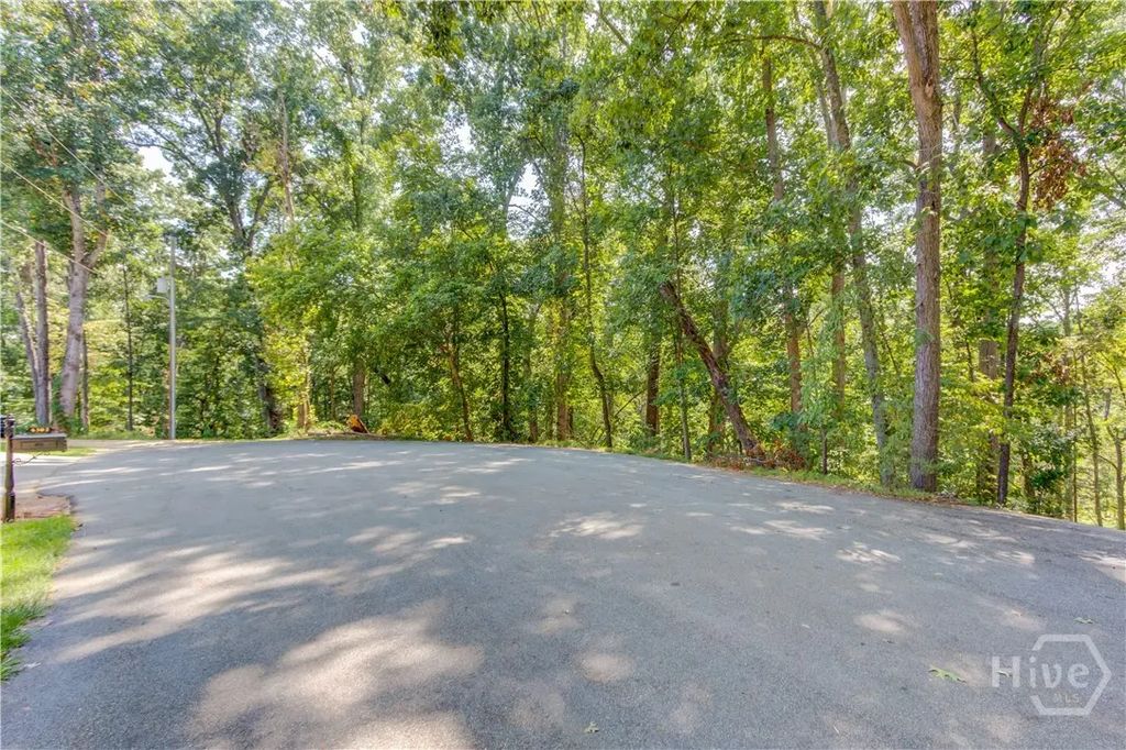 4300 Holiday Heights Drive, Oakwood