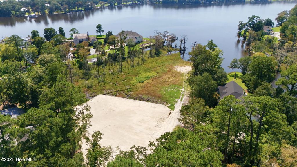 101 Lodge Drive, Trent Woods