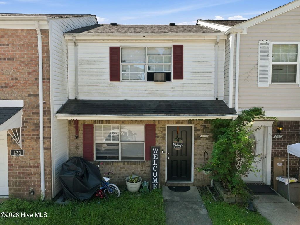 433 Myrtlewood Circle, Jacksonville
