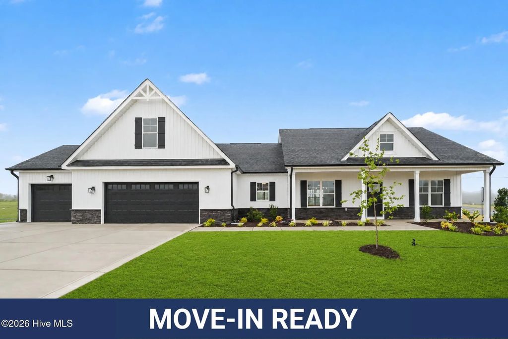 22 Grady Farm Way, Benson