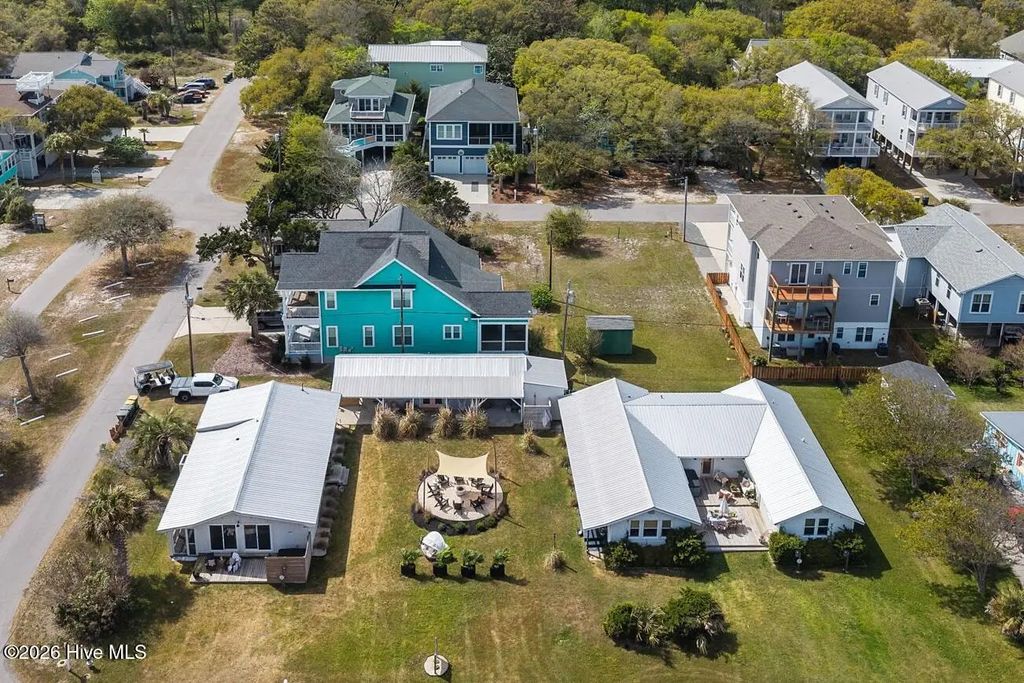636 & 644 S Third Avenue, Kure Beach