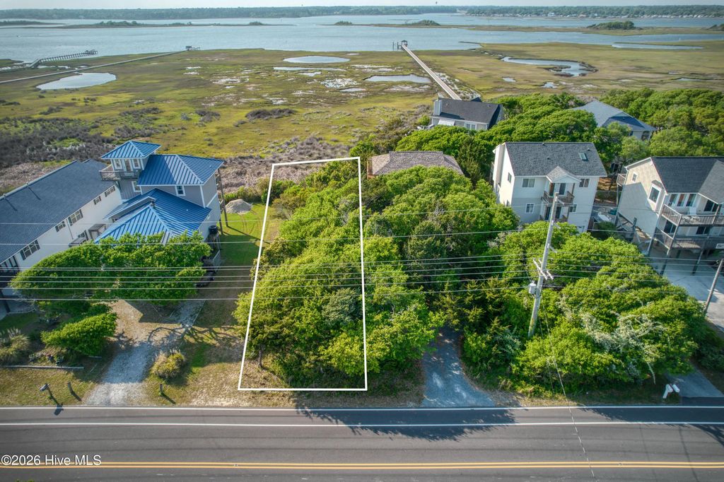 1131 S Topsail Drive, Surf City