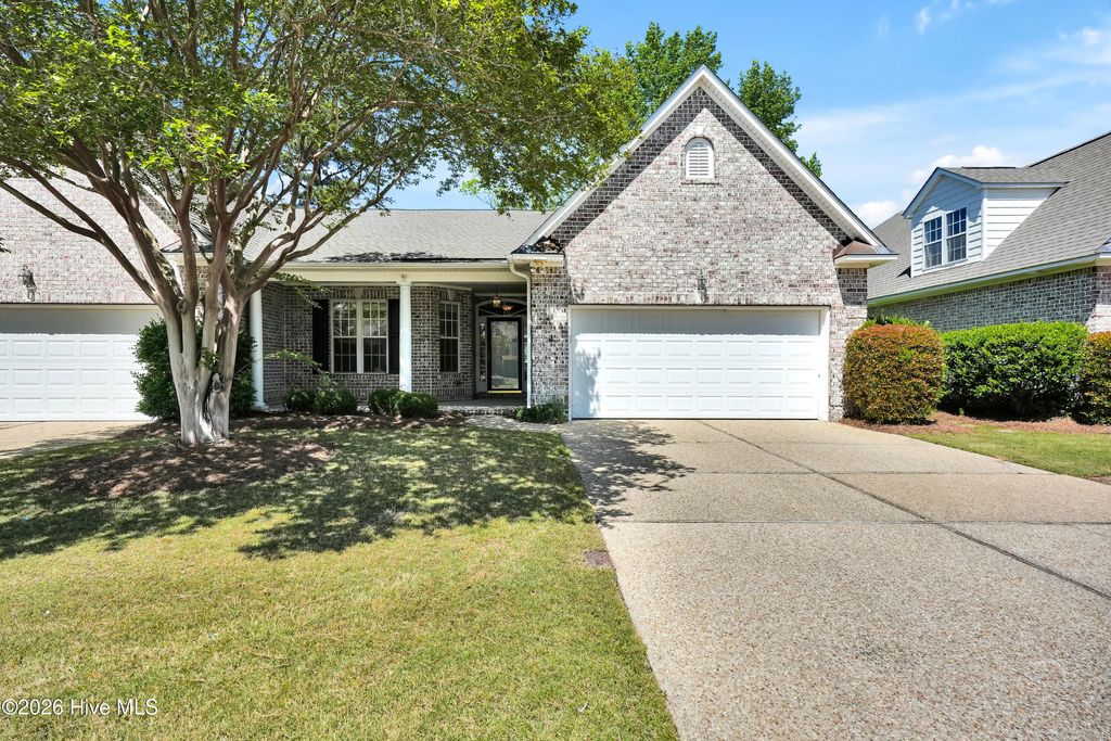 1009 N Sanderling Drive, Leland