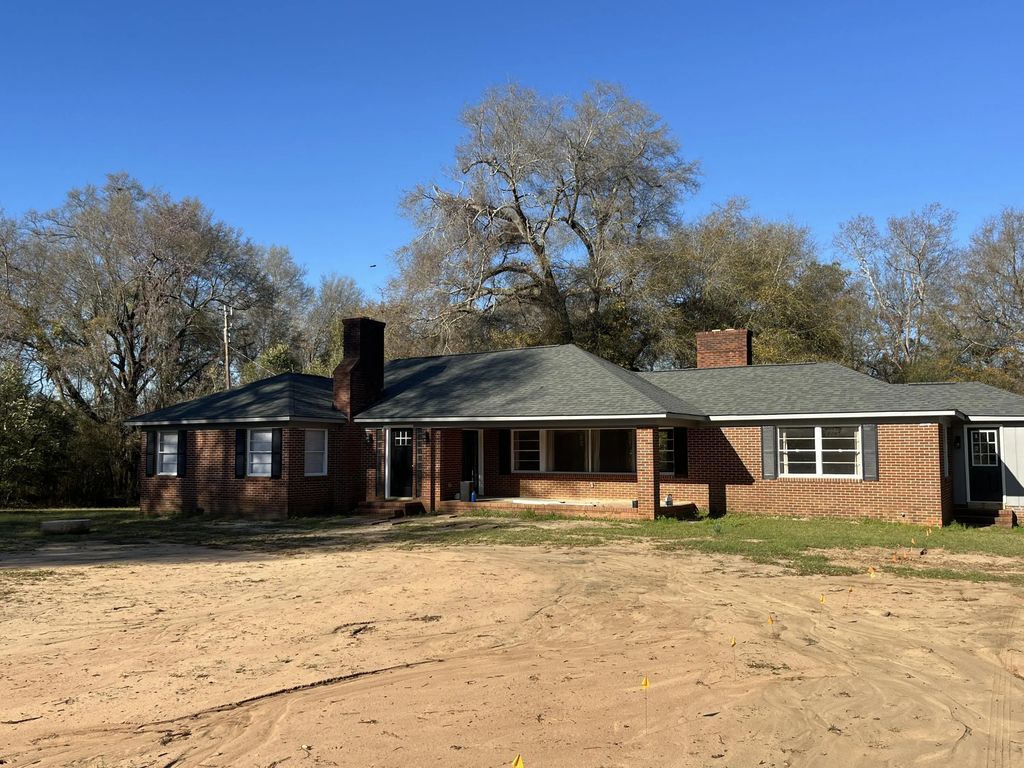 2110 Broome Road, Richmond