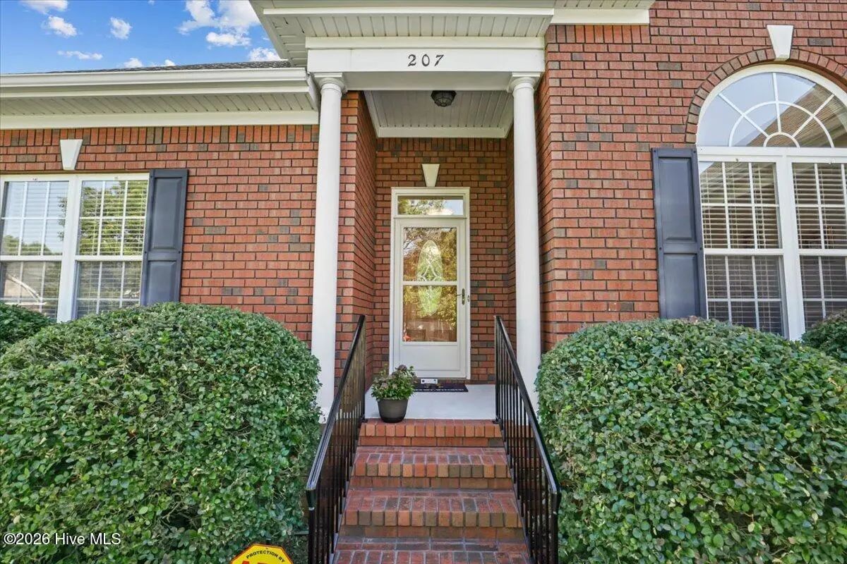 207 Kingston Circle, Goldsboro