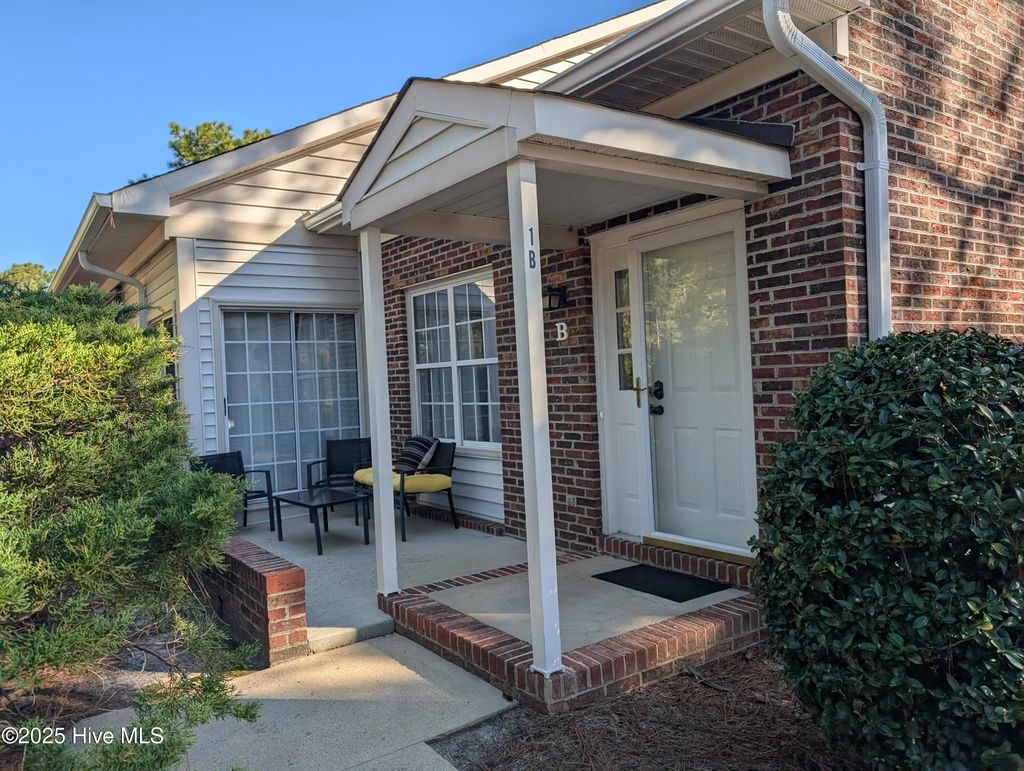 9265 Us 15-501 Highway 1b, Pinehurst