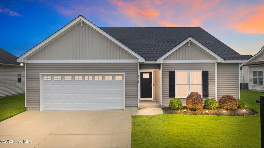1701 Penncross Drive, Greenville