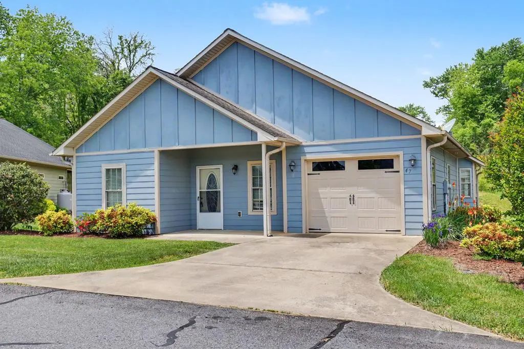 47 Riverwalk Circle, Hayesville