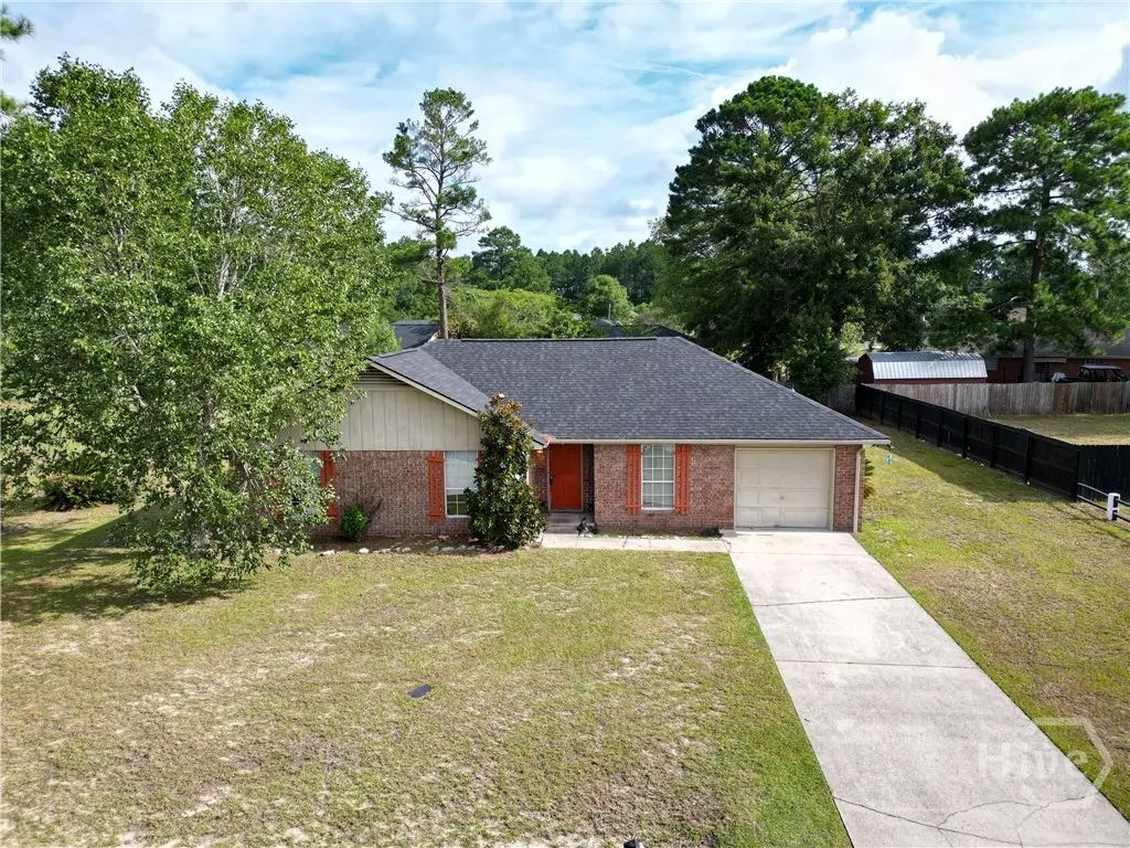 33 W Kenny Drive, Hinesville