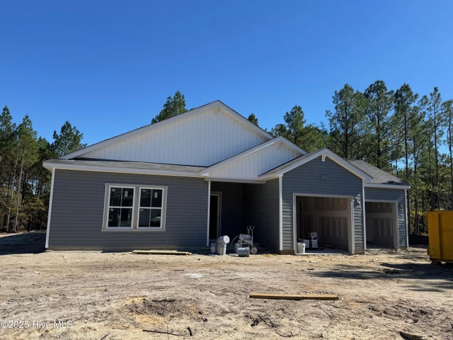 163 Horse Trot Lane, Sanford