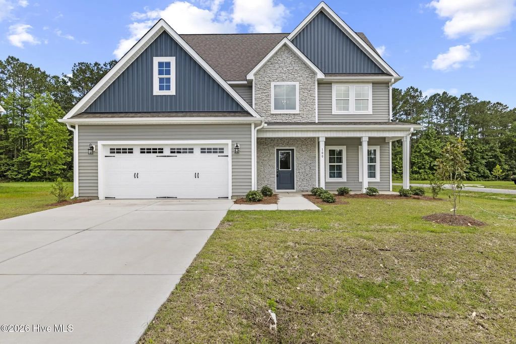 100 Rolling Water Lane, Swansboro