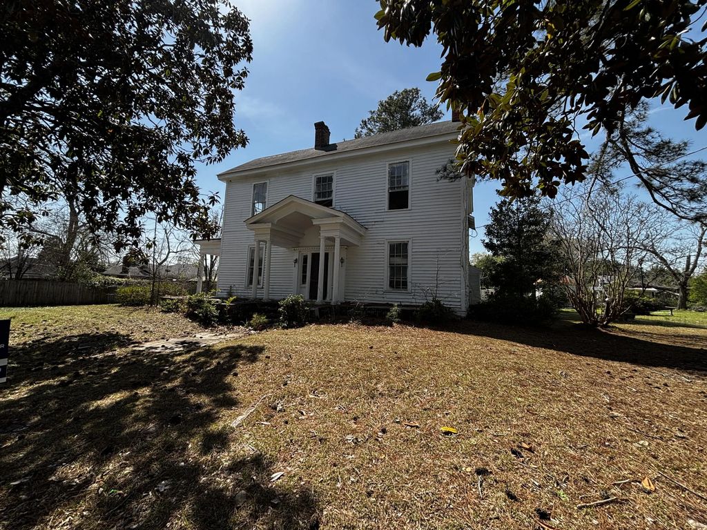 301 Cleveland Street, McDuffie