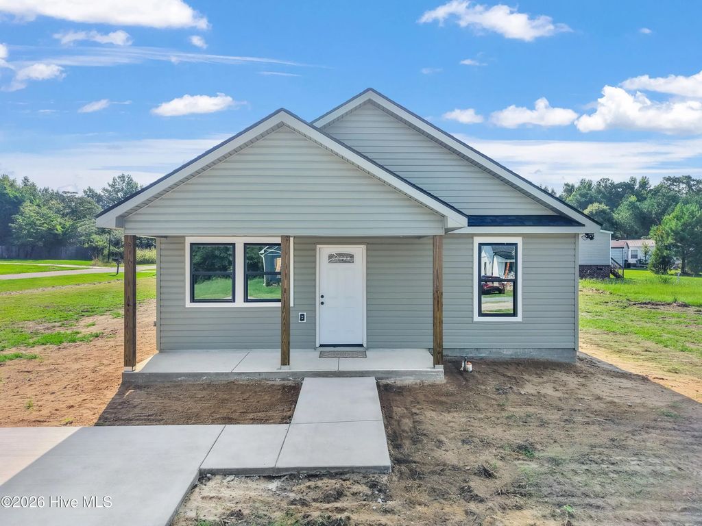 152 Hillside Street, Clarkton