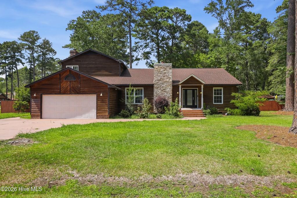 1516 Candlewick Drive, Greenville