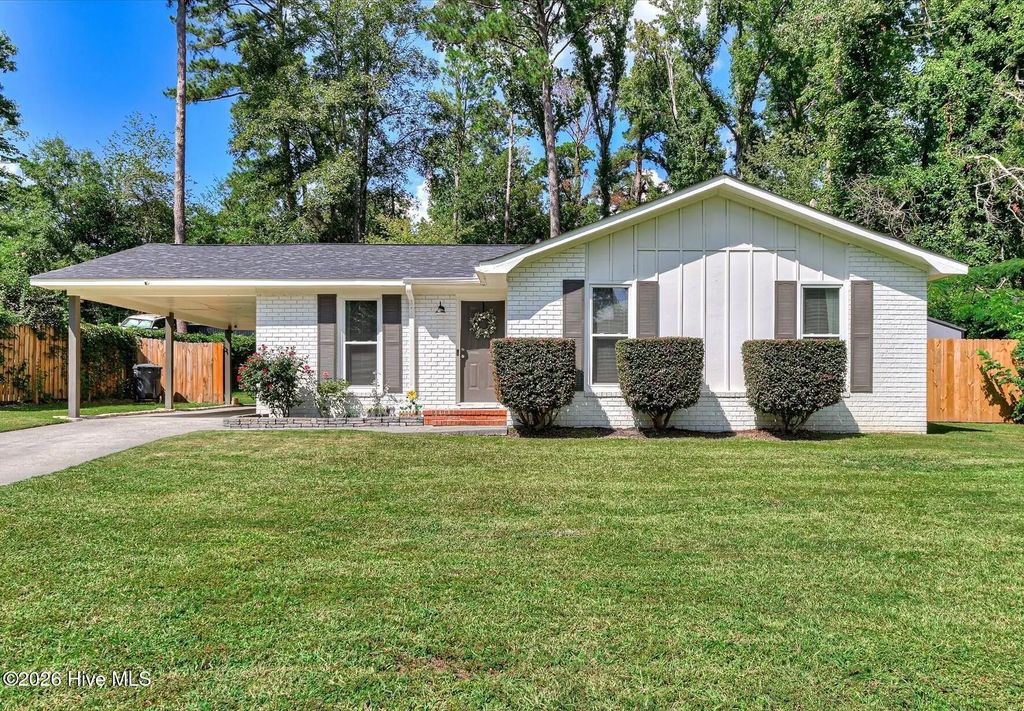 4527 Plantation Road, Martinez